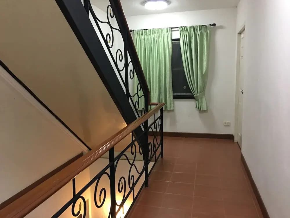 Family Guesthouse - photo 10