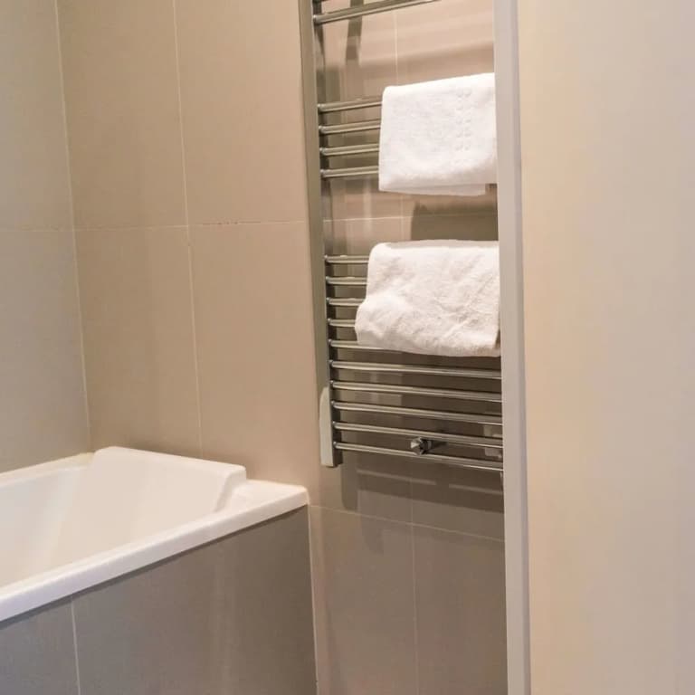 Opera Grey I Trendy 2 Bed Apt in Paris - photo 8