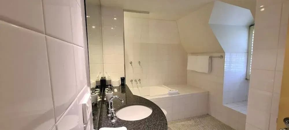The Lord Nelson Brewery Hotel - photo 11