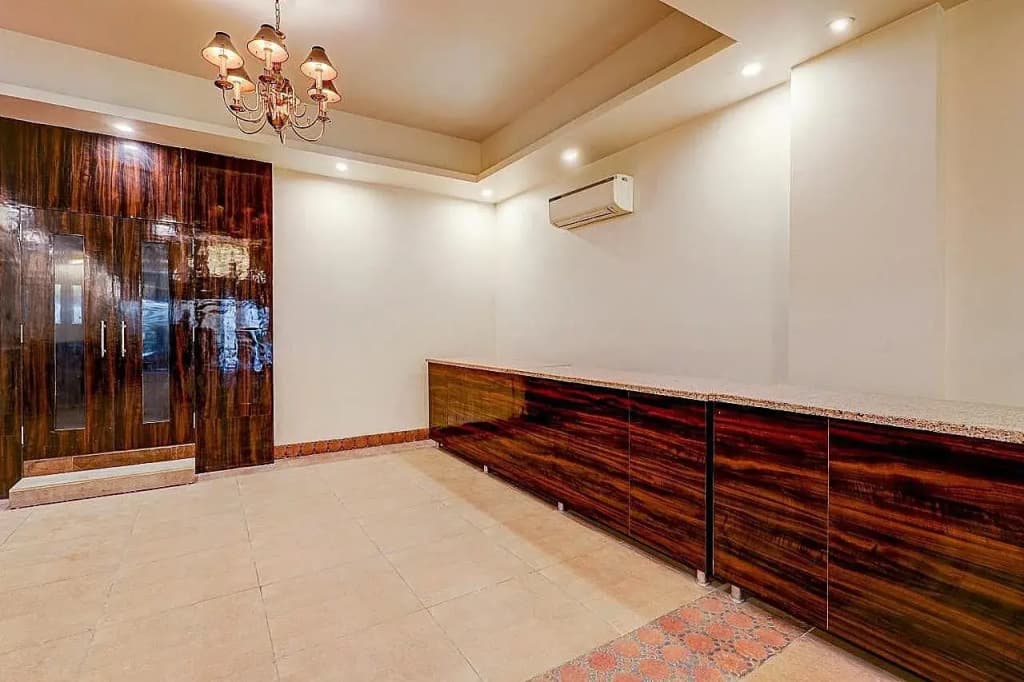 Hotel O Golden King - photo 32