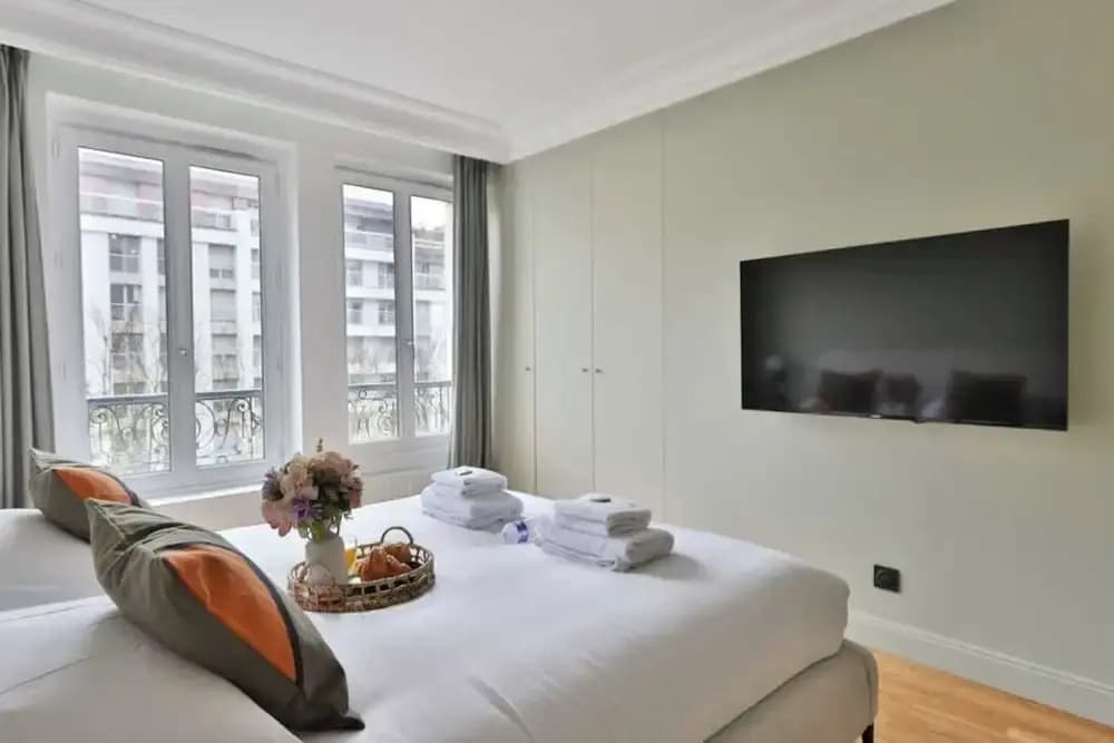 Modern Apartment - 1br/4p - Canal St-martin - photo 2