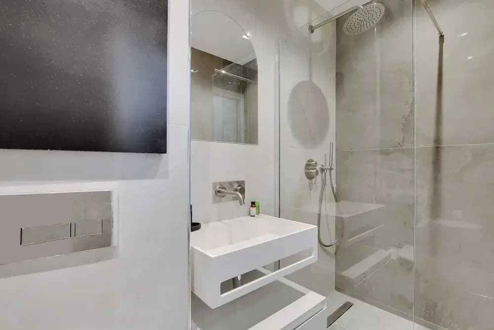 Authentic apt - 2br/6p - Rue des Martyrs - Opera - photo 7