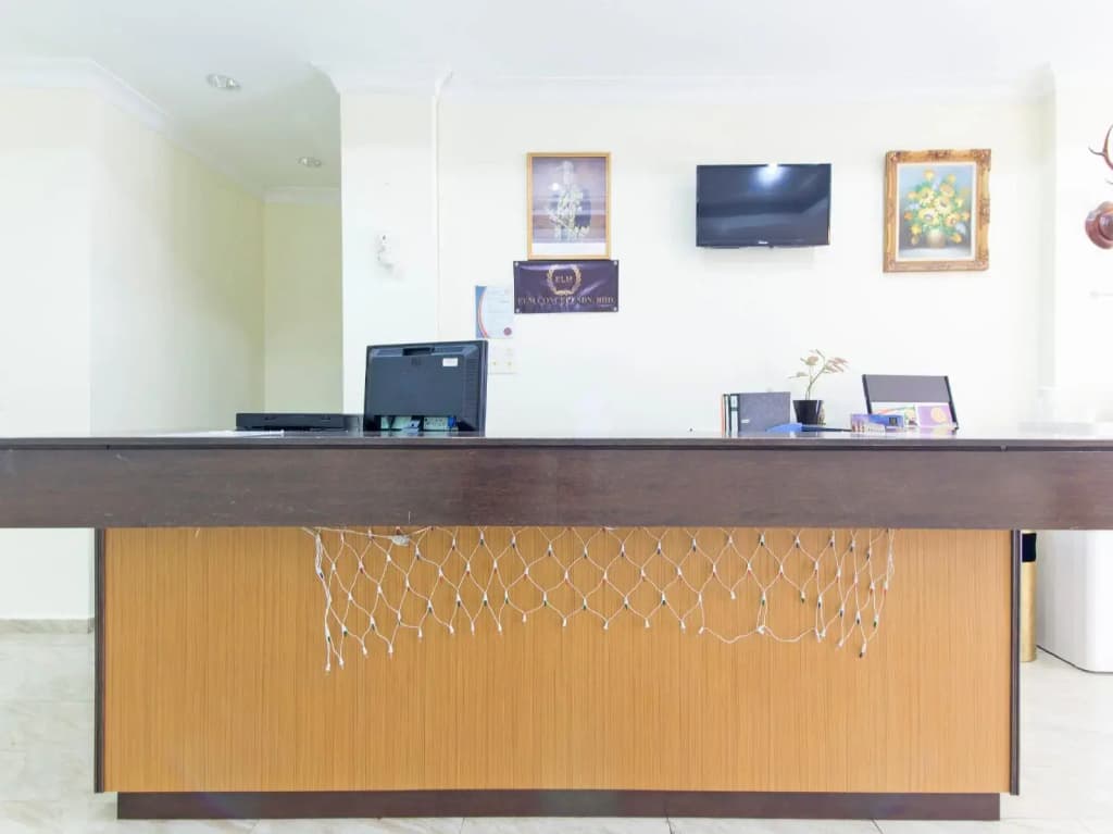 OYO 90422 T-signature Hotel Kuala Lumpur - photo 2