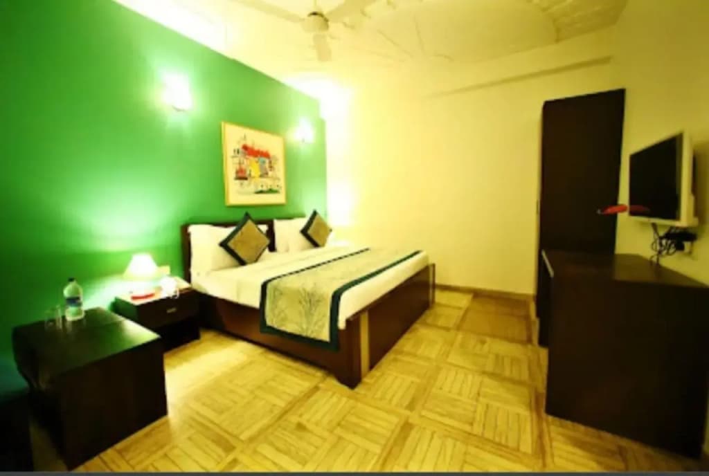 Hotel Era Mahipalpur - photo 3