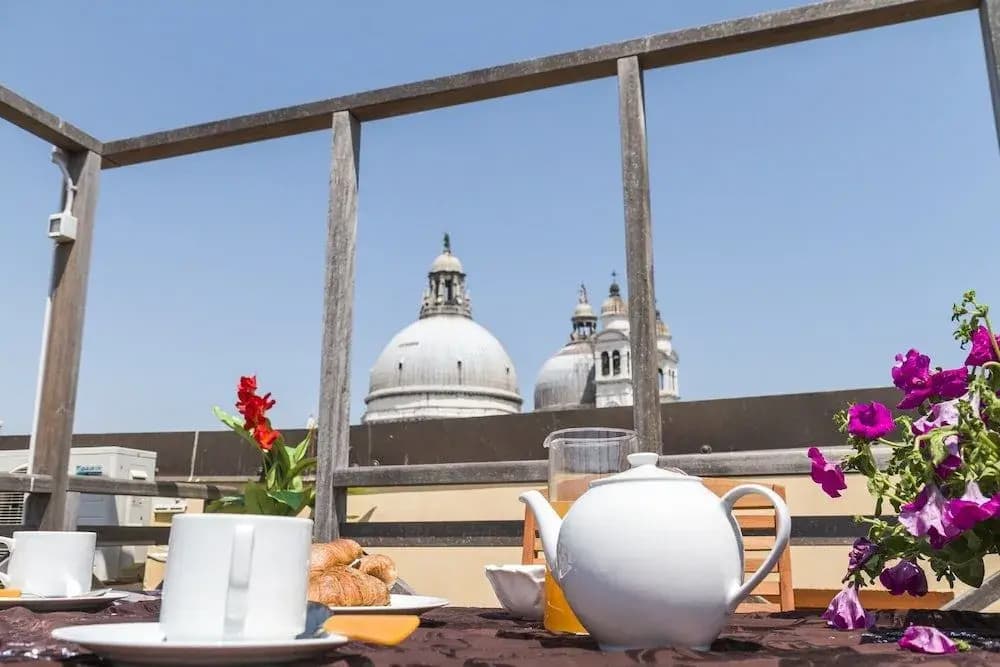 Accademia Charm Apartments - photo 15