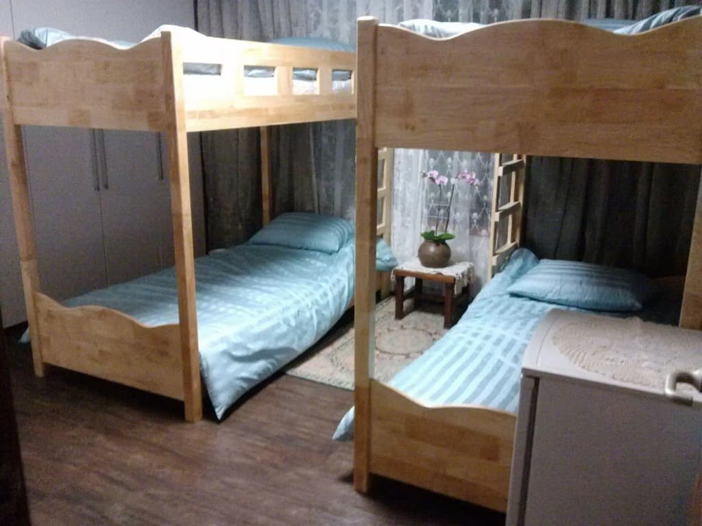 K Star Road Guesthouse - Hostel - photo 3