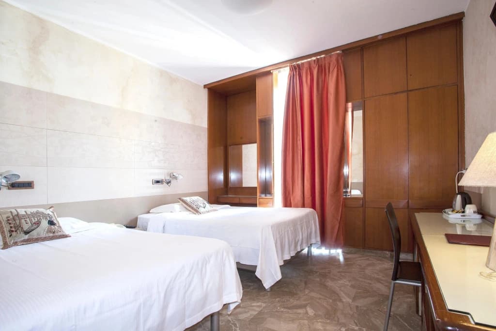 Hotel Canova - photo 44