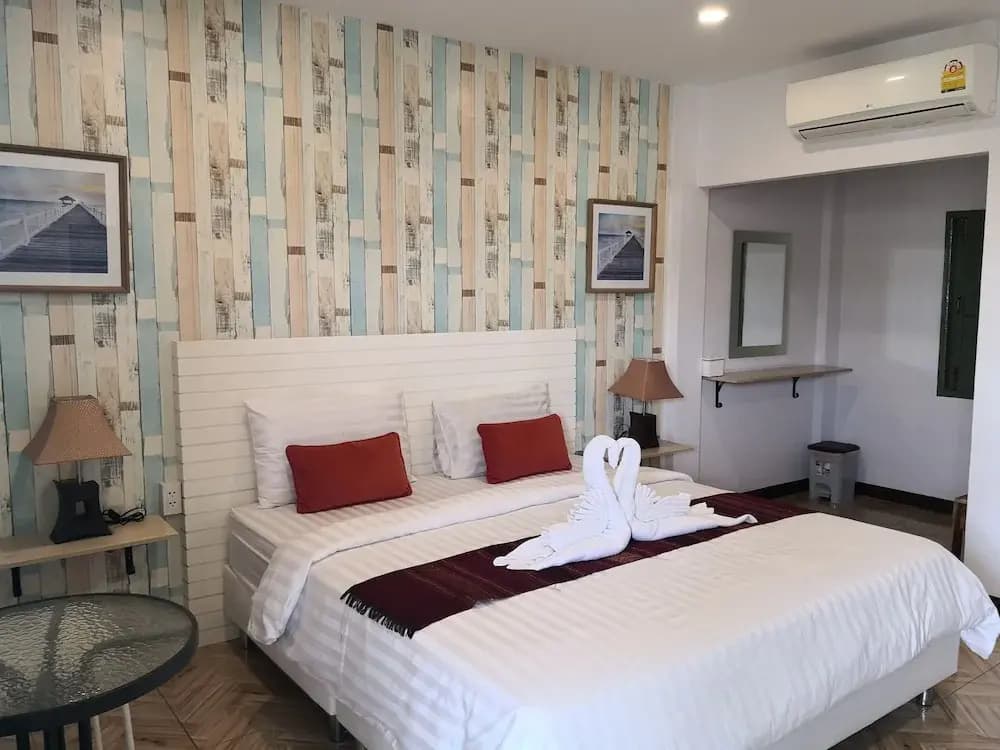 Naruchon Hotel - photo 6
