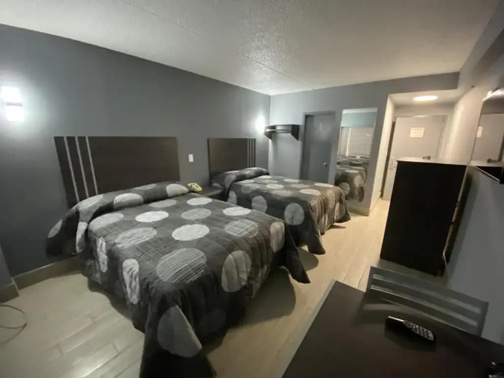 Galaxy Motel - photo 5