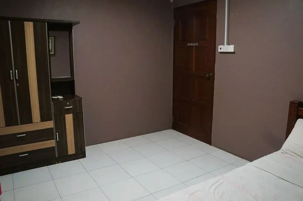 OYO 90517 Kevno Homestay - photo 1