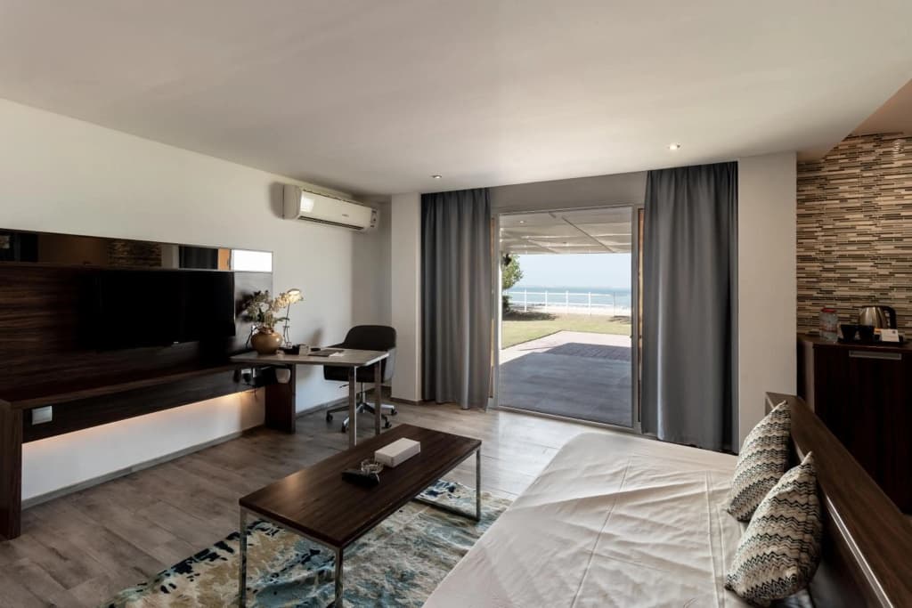 Barracuda Beach Resort - photo 7