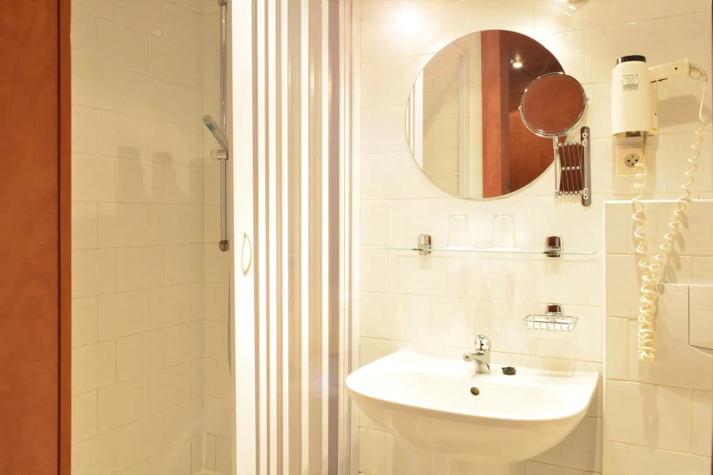 Hotel Tristar - photo 9