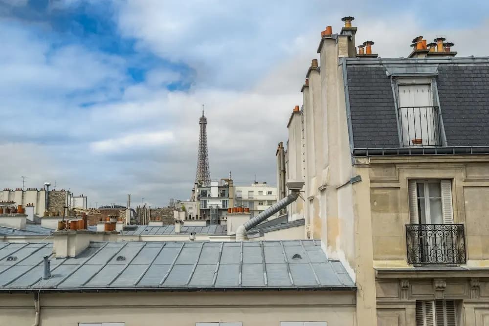 Eiffel Tower Family - Wifi - AC - main photo