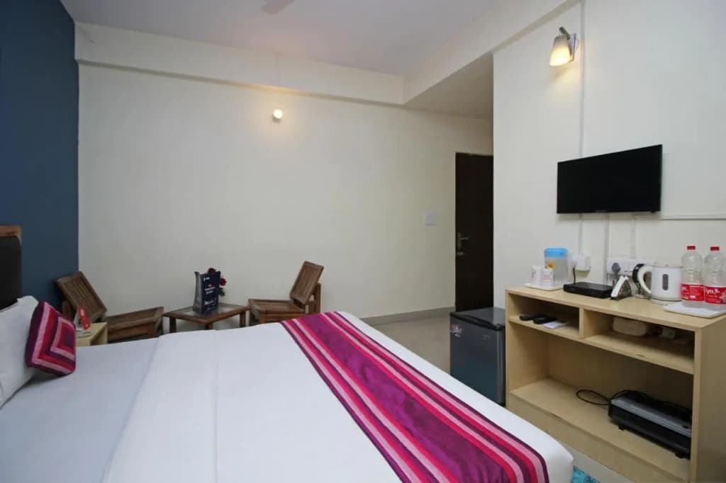 The Metro Star Hotel, Jasol - photo 13