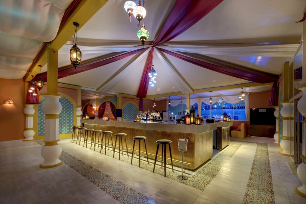 Radisson Blu Hotel, Ajman - photo 19