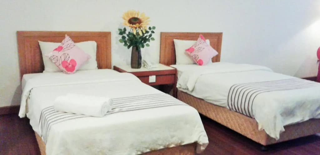 JB Central Hotel - photo 6