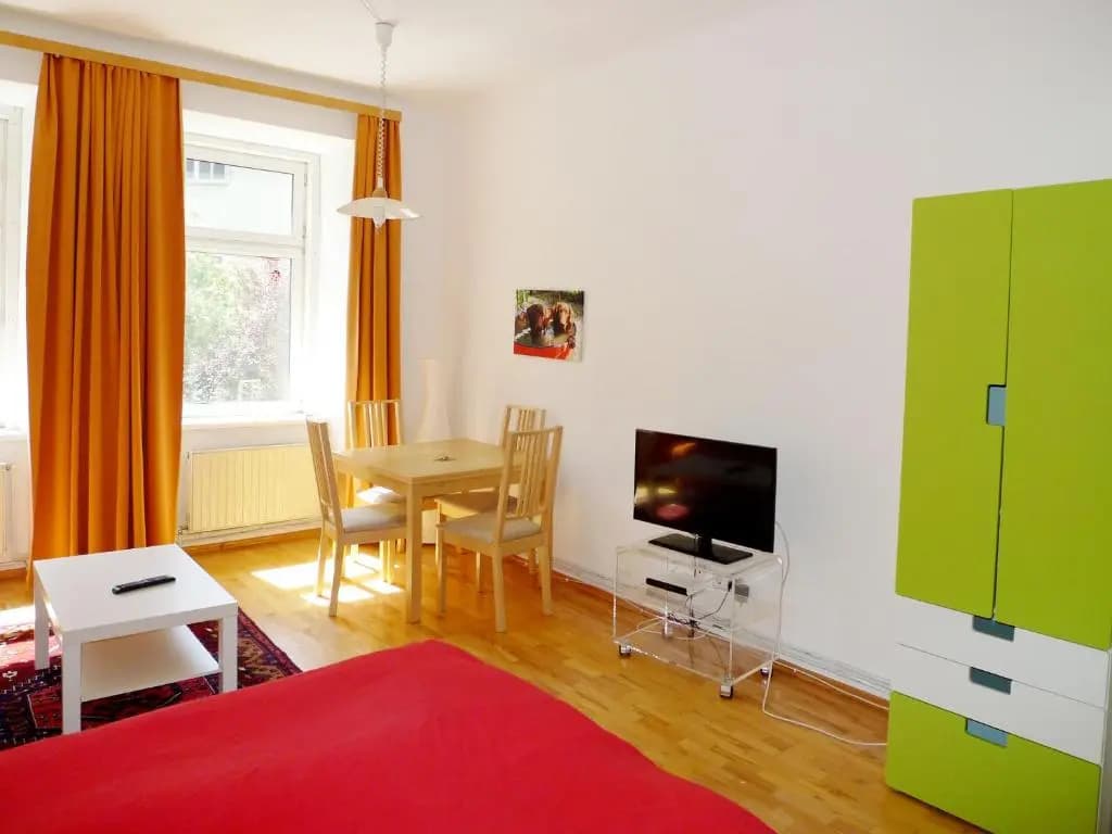 Apartment Messe - photo 2