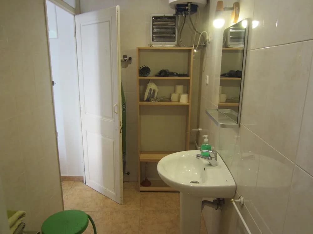 Apartaments Clot Sant Martí - photo 10
