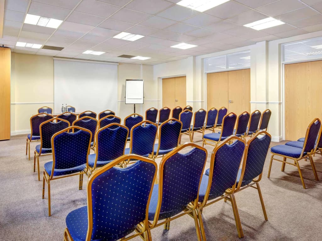Ibis Styles London Excel Hotel - photo 18