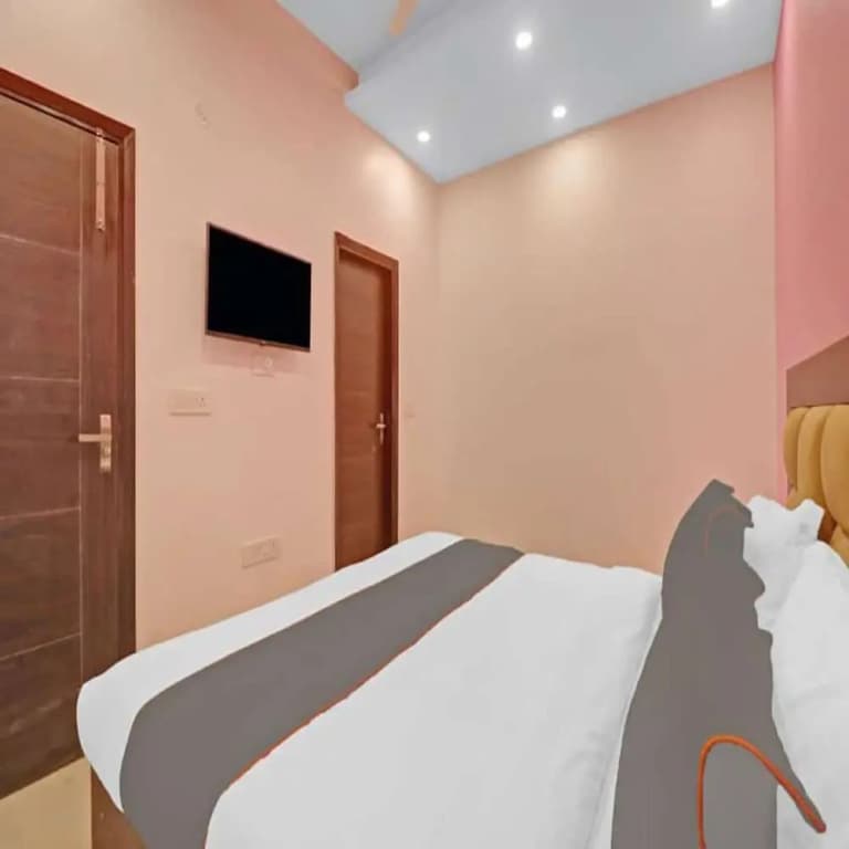 Hotel Heven - photo 13