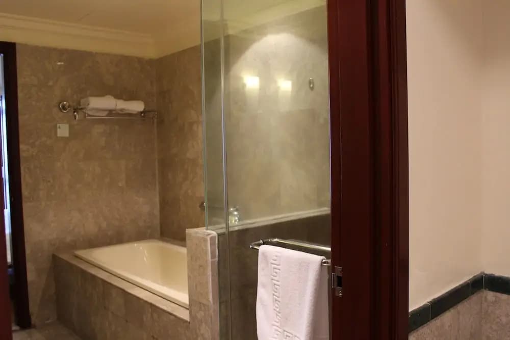 Bukit Bintang Suite @ Times Square - photo 9