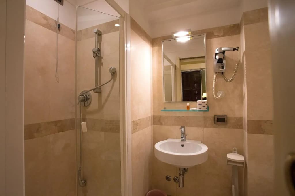 Hotel Giolitti - photo 8
