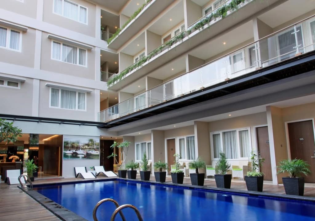 Ohana Hotel Kuta - photo 14