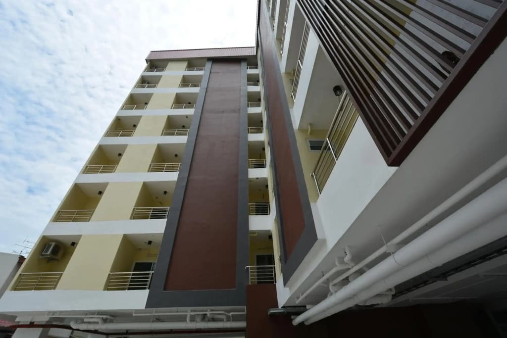 42 Place - photo 1