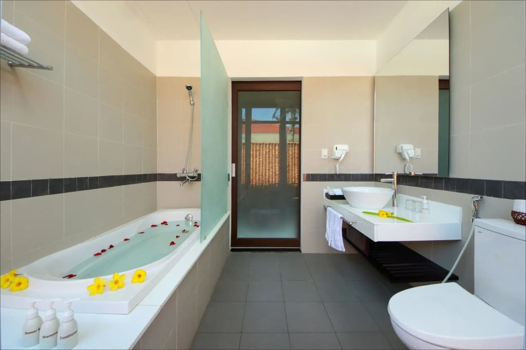 Tam Thanh Beach Resort & Spa - photo 8