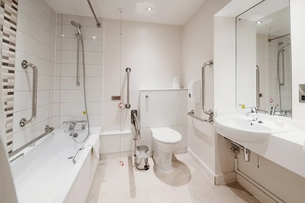 Redbridge Lodge - photo 7