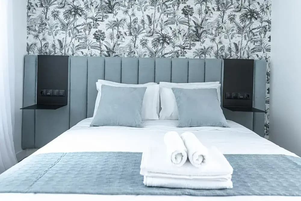 Phaedrus Living Luxury Kriel Suites 202 - photo 2