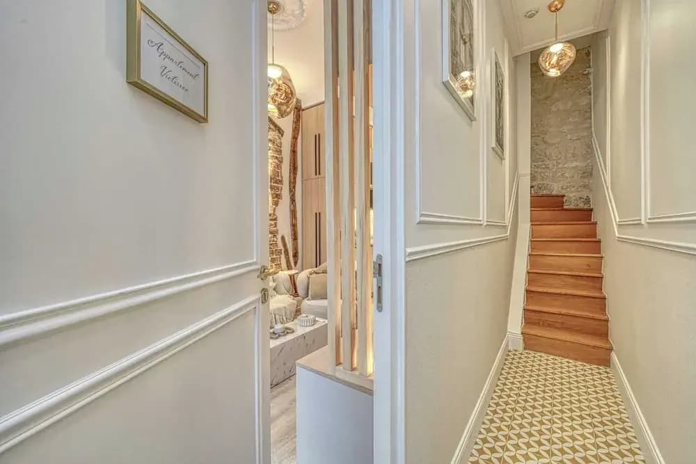 Central Historic Loft by Architect, Near Louvre - photo 10