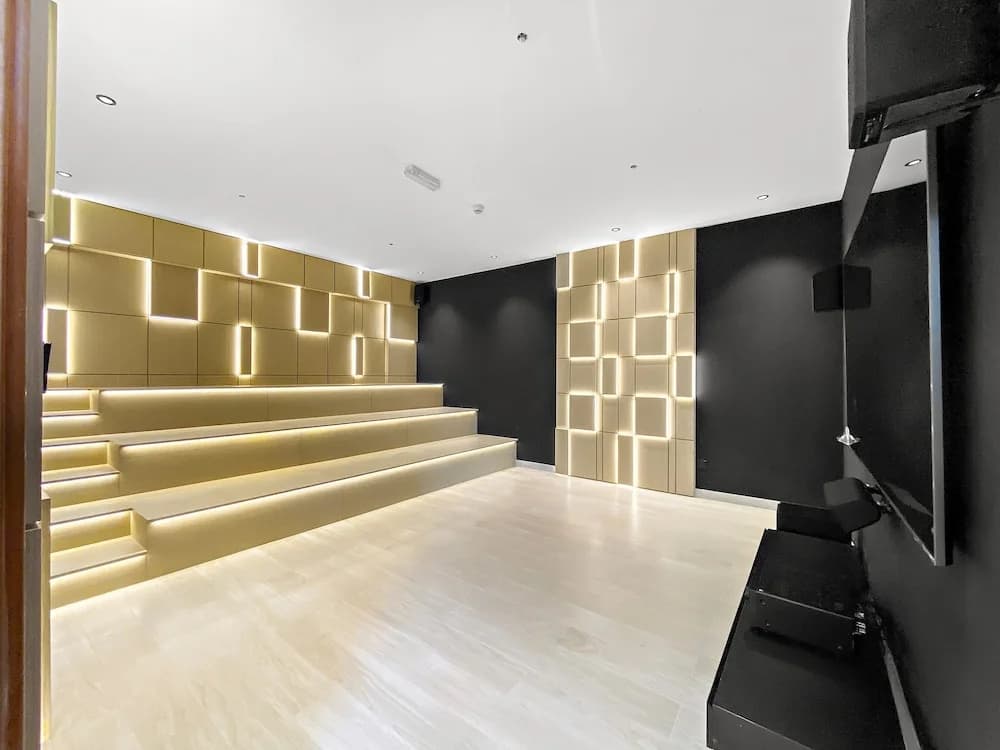Cosy Studio Apartment With Pool gym Game Room - photo 11