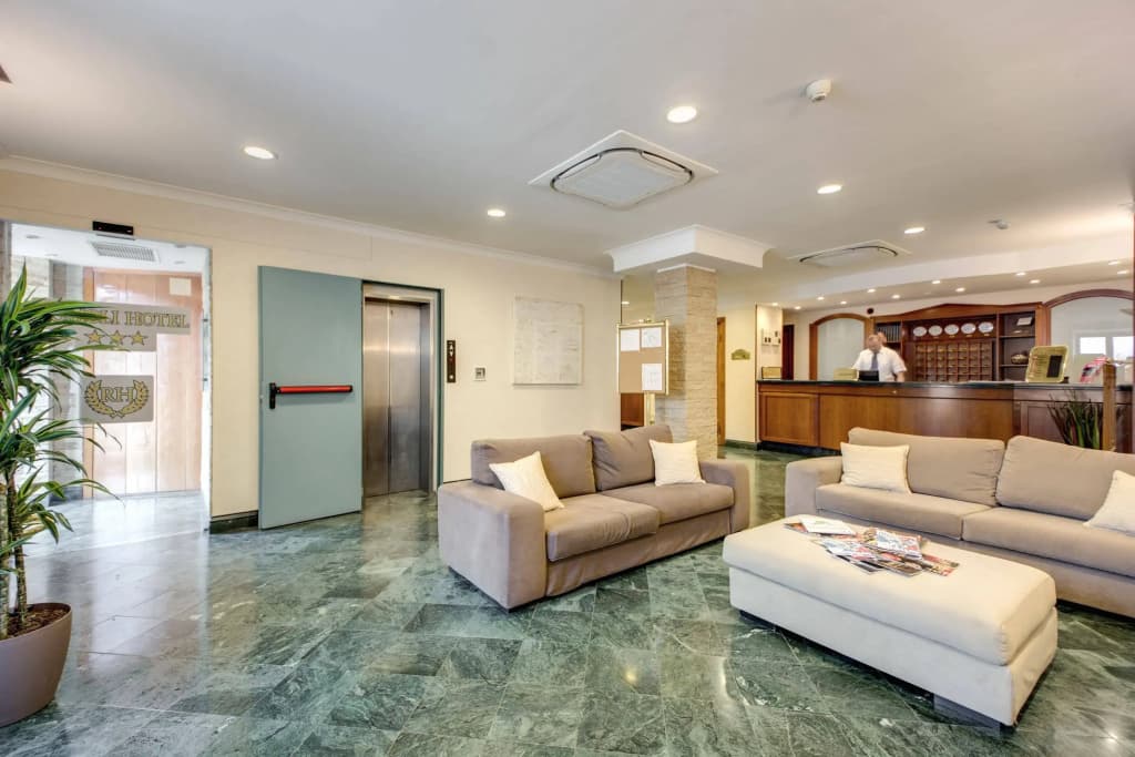 Romoli Hotel - photo 2