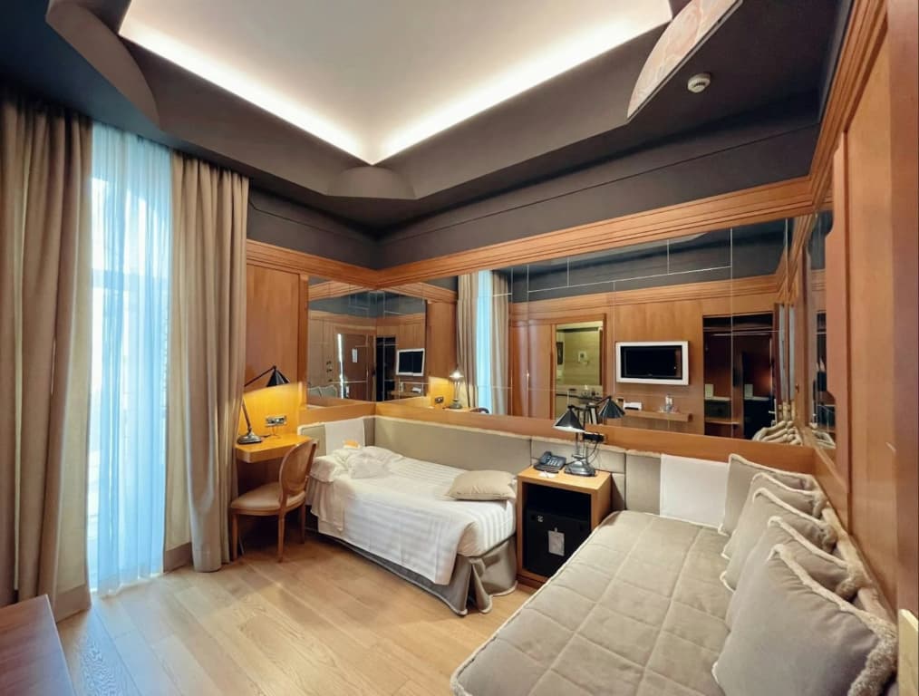 Hotel Isa - photo 26