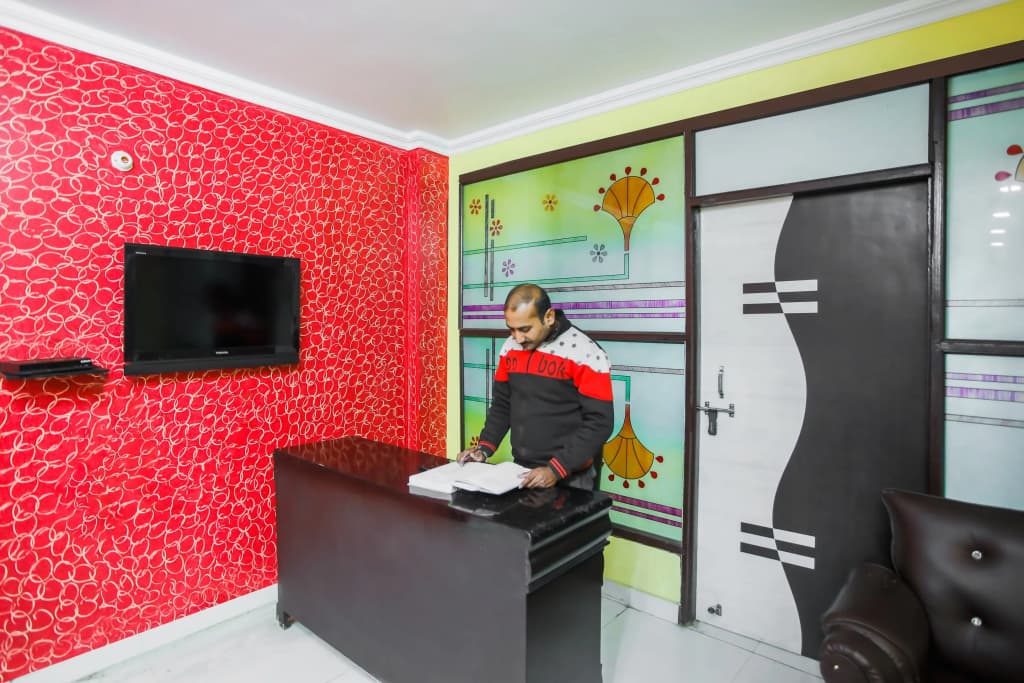 SPOT ON Hotel Harry's 1 Near Select Citywalk Mall - photo 8