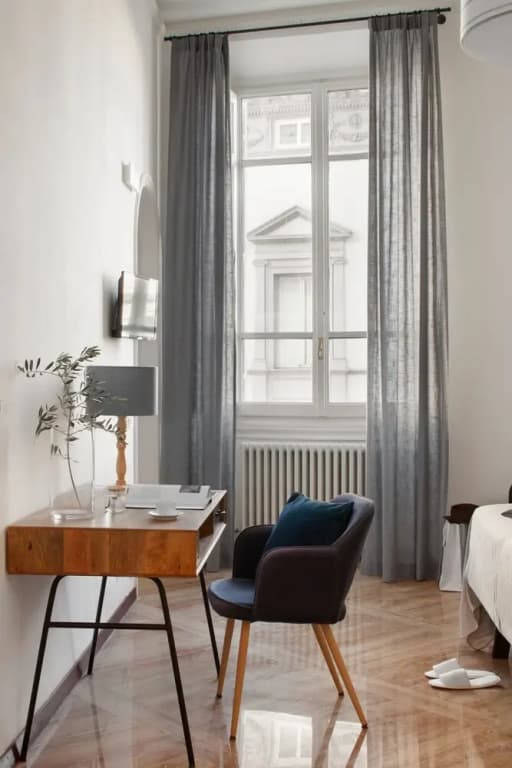 Crispi Guesthouse - photo 12