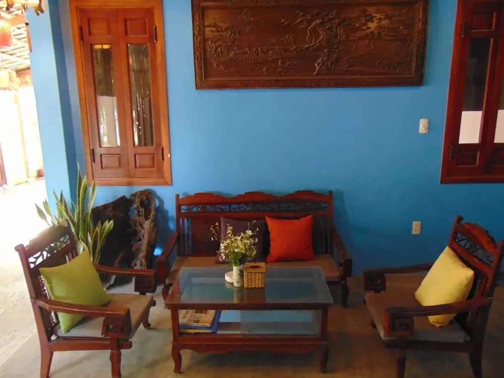 Blue Whale Homestay - photo 10