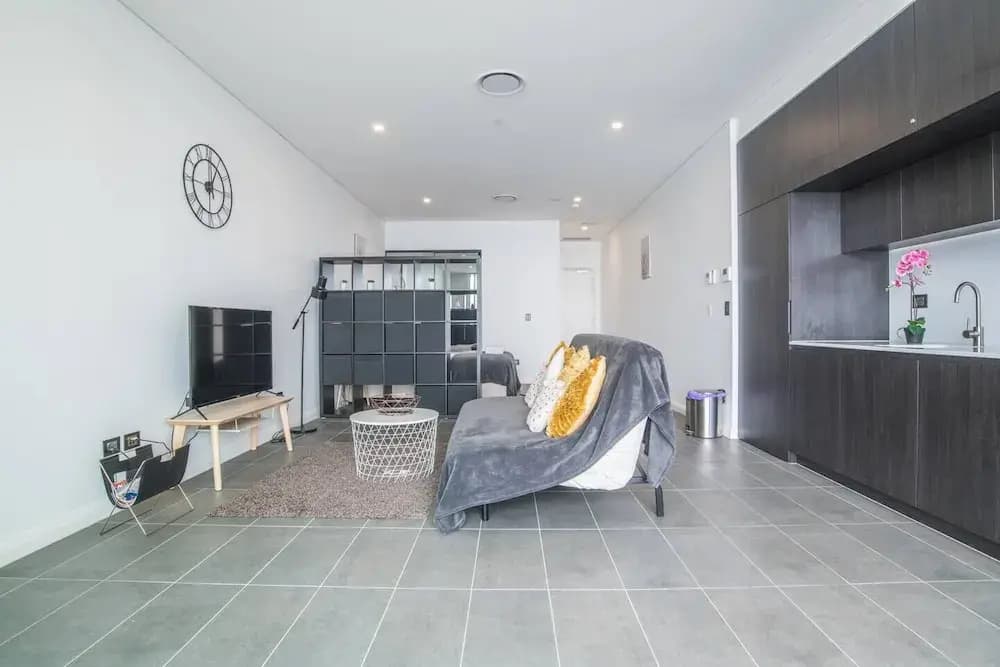 Home With Convenient Location! Close to Train&cbd - photo 6