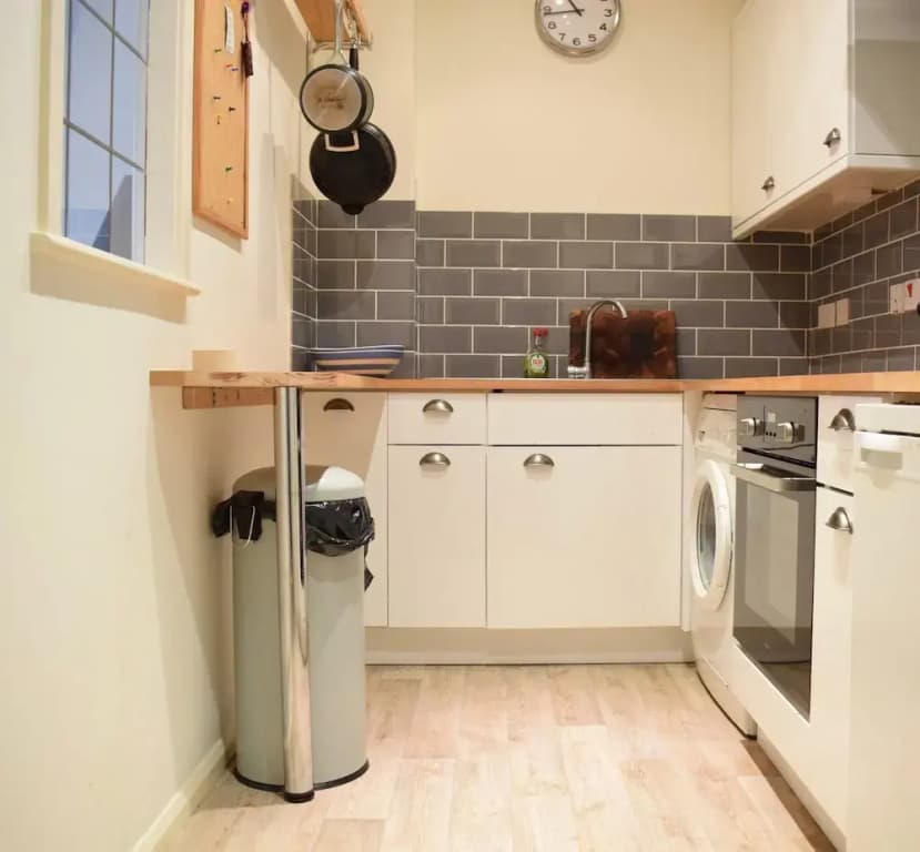 Modern 1 Bedroom Apartment Near London Bridge - photo 5
