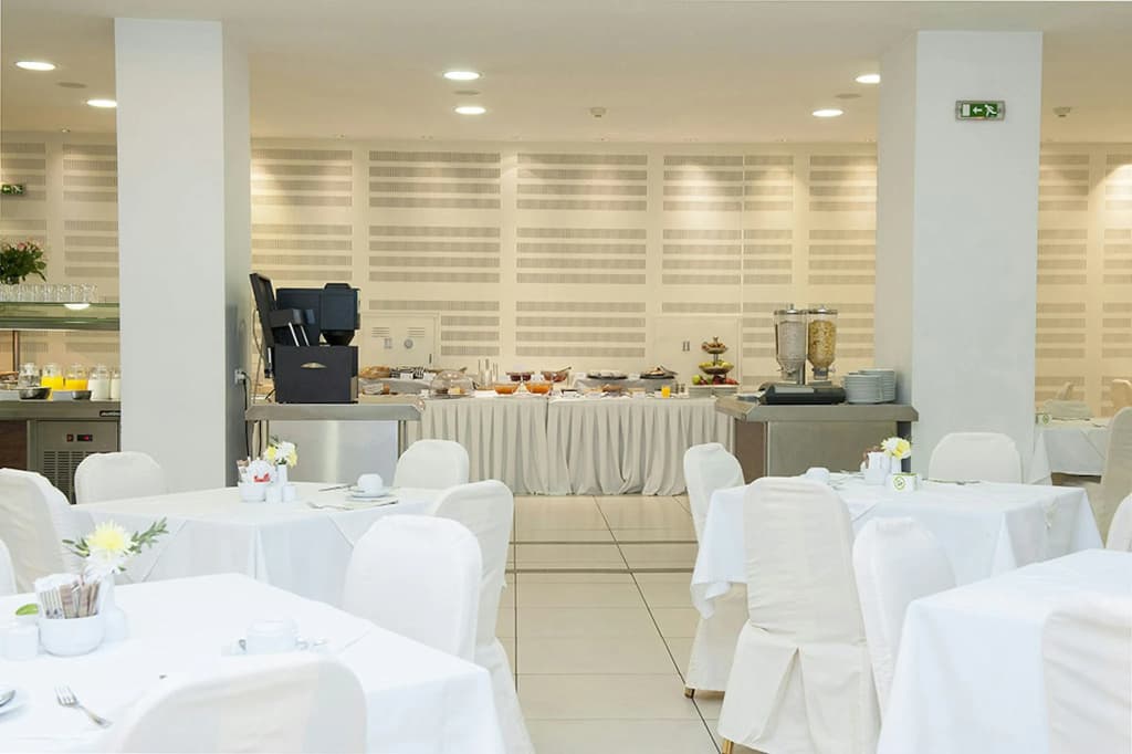 Athinais Hotel - photo 25