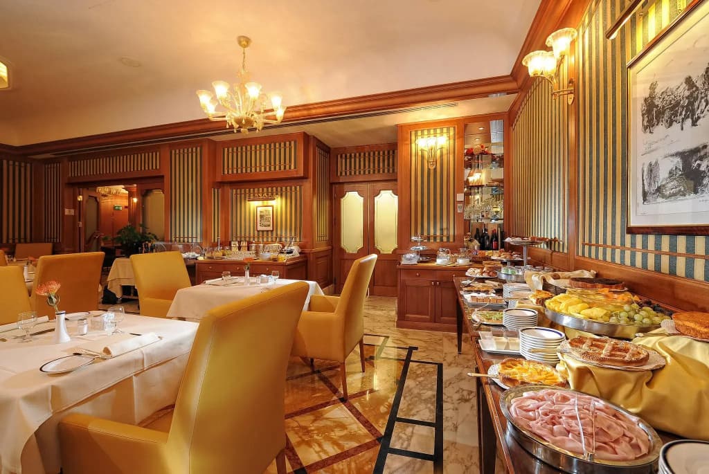 Hotel Manzoni - photo 19