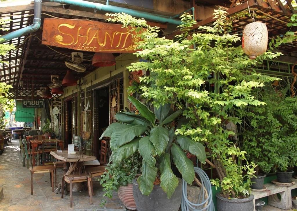 Shanti Lodge Bangkok - photo 9