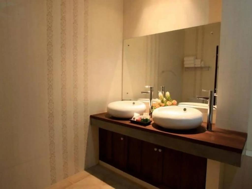 The Peaberry Explorer Hotel - photo 9
