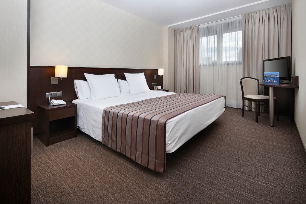 Arco Barcelona Hotel - photo 4