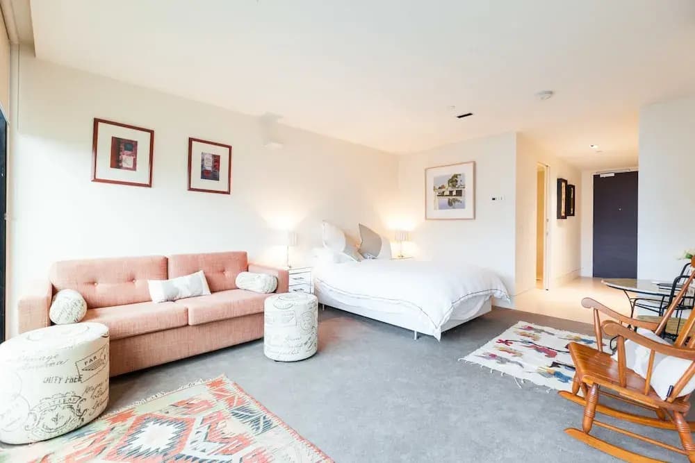 CELESTE, 1BDR East Melbourne Apartment - photo 2