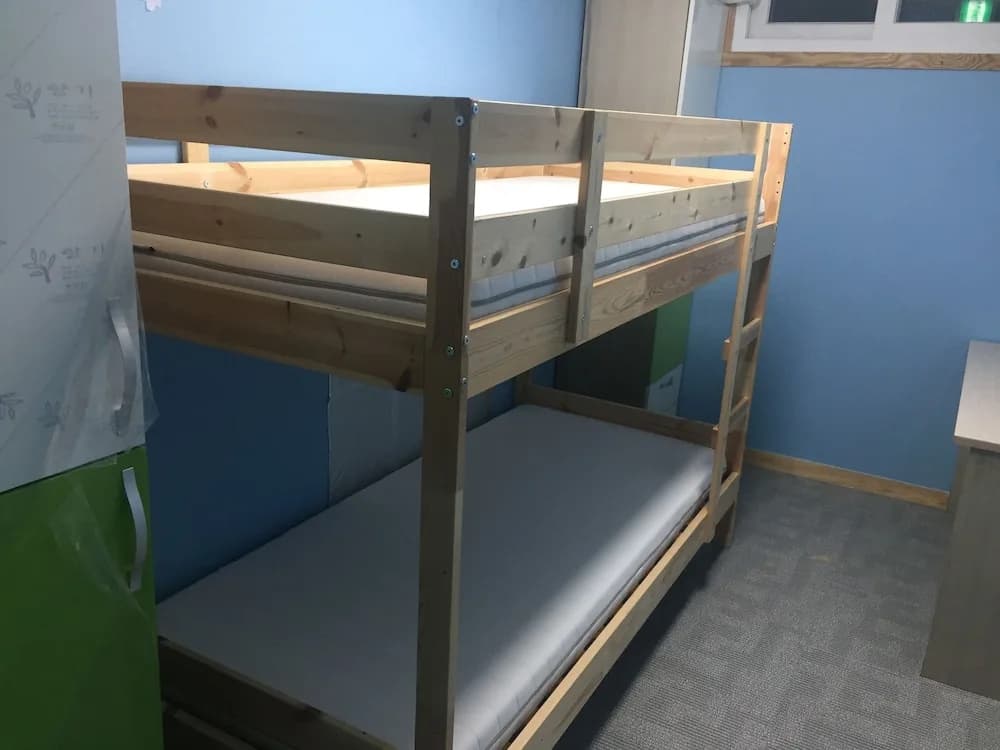 The Core Albergue - Hostel - photo 2
