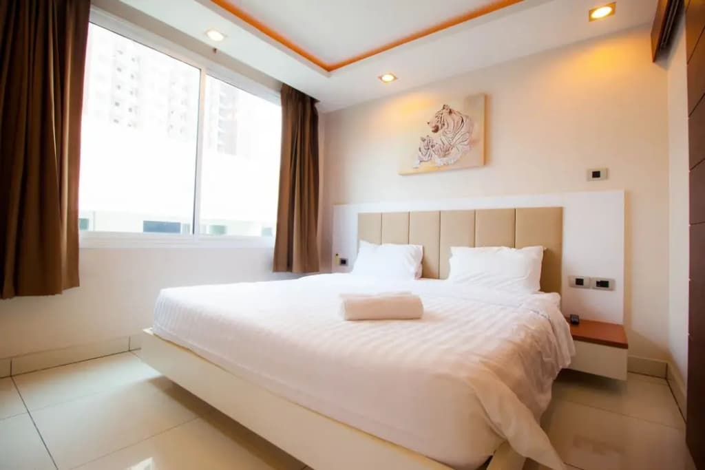 Hyde Park Residence by Pattaya Sunny Rentals - photo 6