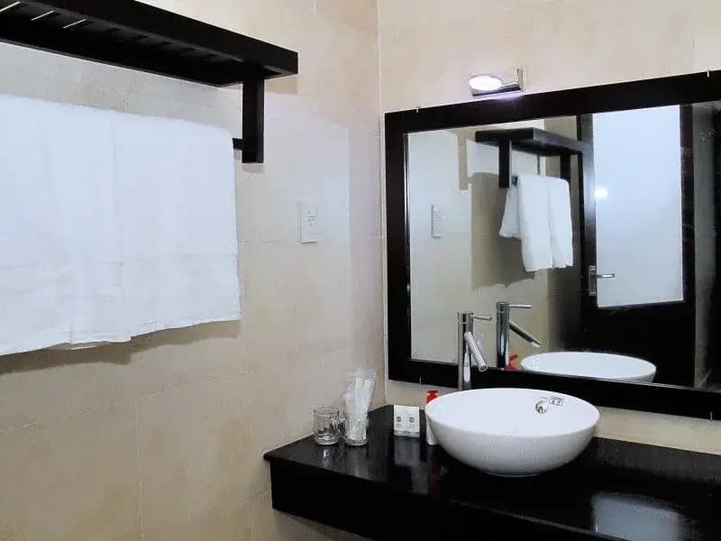 Huong My Beach Homestay - photo 8
