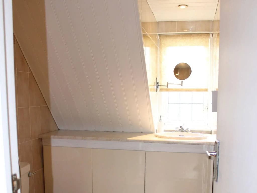 Debden Guest House - photo 25